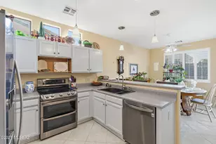 257 N Cobalt Dr, Green Valley, AZ 85614 - Photo 7