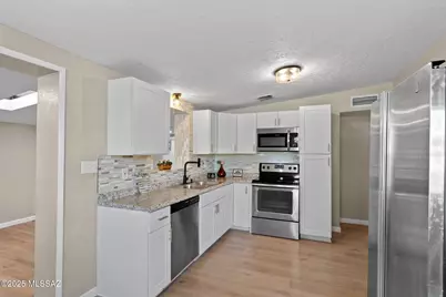 634 S Kellond Place, Tucson, AZ 85710 - Photo 7
