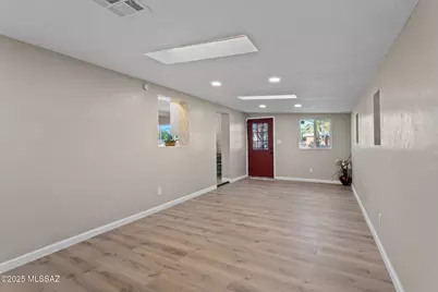 634 S Kellond Place, Tucson, AZ 85710 - Photo 9
