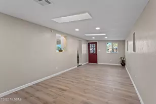 634 S Kellond Pl, Tucson, AZ 85710 - Photo 9