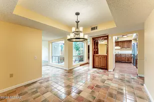 730 W Camino Iturbide, Green Valley, AZ 85622 - Photo 9