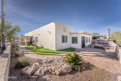 730 W Camino Iturbide, Green Valley, AZ 85622 - Photo 37
