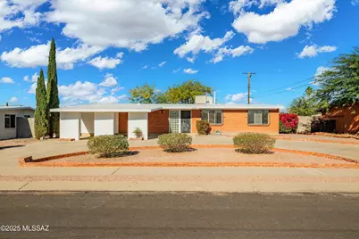 6909 E Oberlin Drive, Tucson, AZ 85710 - Photo 1