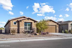 1009 E Silver Ray Dr, Tucson, AZ 85737 - Photo 3