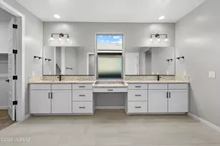 1009 E Silver Ray Dr, Tucson, AZ 85737 - Photo 33