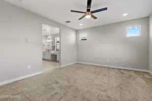 1009 E Silver Ray Dr, Tucson, AZ 85737 - Photo 29