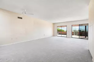 937 W Desert Hills Dr, Green Valley, AZ 85622 - Photo 5