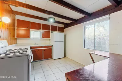 109 E Navajo Road #7, Tucson, AZ 85705 - Photo 5