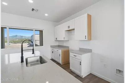 13763 E Windy Way, Vail, AZ 85641 - Photo 9