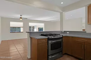 6432 E Brian Kent St, Tucson, AZ 85710 - Photo 11