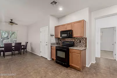 20902 E Frontier Road, Red Rock, AZ 85145 - Photo 19