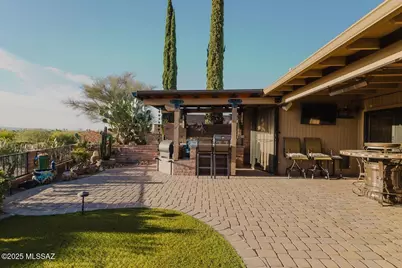 3513 S Via Del Estornino, Green Valley, AZ 85622 - Photo 5