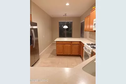 290 W Calle Del Estribo, Sahuarita, AZ 85629 - Photo 9