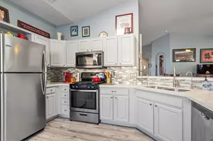 9259 N Whispering Shadows Way, Tucson, AZ 85743 - Photo 11