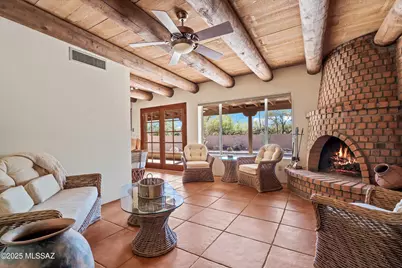 901 W Calle De Julio, Green Valley, AZ 85614 - Photo 13