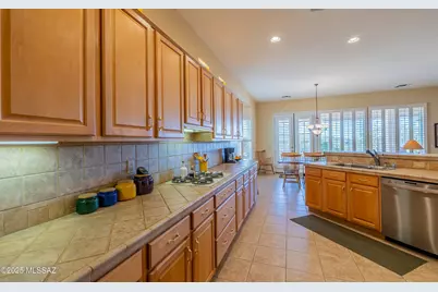 5117 W Desert Eagle Circle, Marana, AZ 85658 - Photo 11