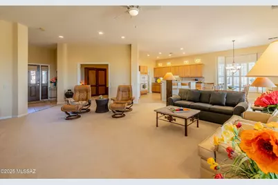 5117 W Desert Eagle Circle, Marana, AZ 85658 - Photo 9