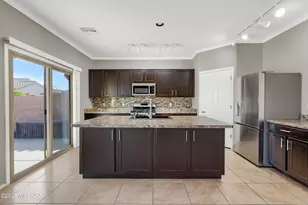 6733 S Stone Fly Dr, Tucson, AZ 85757 - Photo 13