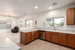 6424 S Bright Sun Ave, Tucson, AZ 85706 - Photo 11