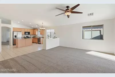 5479 W Silent Dove Way, Marana, AZ 85653 - Photo 7