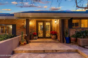 4425 N Hacienda Del Sol Rd, Tucson, AZ 85718 - Photo 9