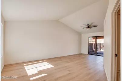 9949 E Skyward Way, Tucson, AZ 85730 - Photo 9