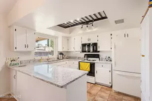 2271 Orchid Dr, Sierra Vista, AZ 85635 - Photo 11