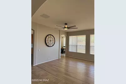 9940 N Stratton Saddle Trail, Tucson, AZ 85742 - Photo 3