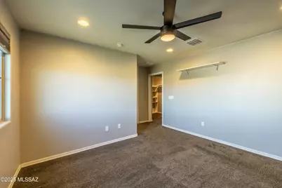 5846 S Clonmellon Avenue, Tucson, AZ 85747 - Photo 41