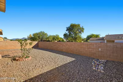 7057 S Pebble Shore Drive, Tucson, AZ 85757 - Photo 37