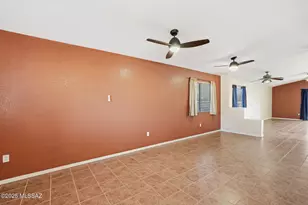 7057 S Pebble Shore Dr, Tucson, AZ 85757 - Photo 5