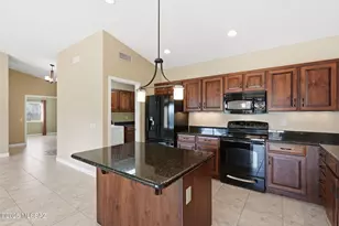 62865 E Silkwood Wy, Saddlebrooke, AZ 85739 - Photo 11