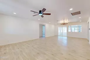 8267 E Cooper Pl, Tucson, AZ 85710 - Photo 5