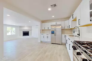 8267 E Cooper Pl, Tucson, AZ 85710 - Photo 25