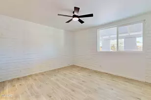 8267 E Cooper Pl, Tucson, AZ 85710 - Photo 17