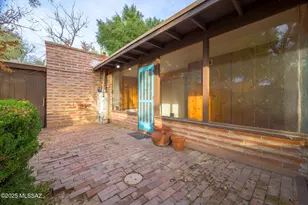 1494 E Prospect Ln, Tucson, AZ 85719 - Photo 5