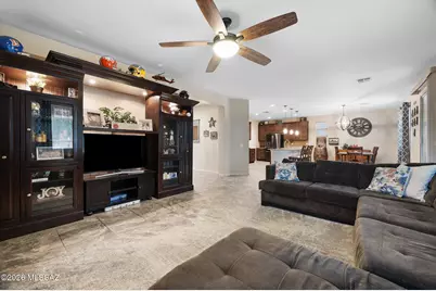 12437 N Waterside Drive, Marana, AZ 85653 - Photo 9