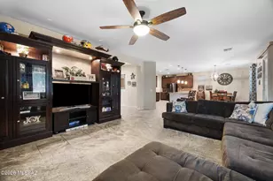 12437 N Waterside Dr, Marana, AZ 85653 - Photo 9