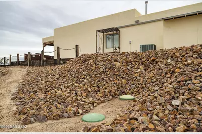 1627 E Goldenrod Lane, Benson, AZ 85602 - Photo 15