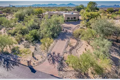 9635 N Calle El Milagro, Oro Valley, AZ 85737 - Photo 1
