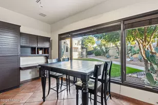 151 W Roma Dr, Oro Valley, AZ 85737 - Photo 9