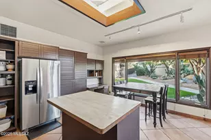 151 W Roma Dr, Oro Valley, AZ 85737 - Photo 13