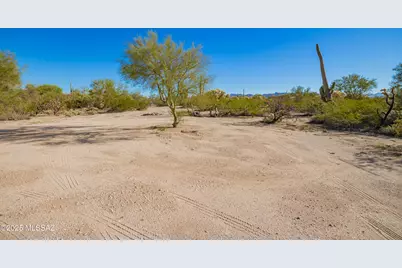 40679 Staghorn Lane #F, Marana, AZ 85658 - Photo 3