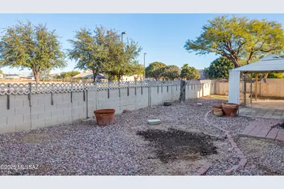 8941 N Willeta Drive, Tucson, AZ 85743 - Photo 21