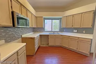 4156 S Constancia Ct, Green Valley, AZ 85622 - Photo 9