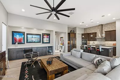 2419 E Wrightson View Drive, Green Valley, AZ 85614 - Photo 9