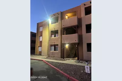 1810 E Blacklidge Drive #403, Tucson, AZ 85719 - Photo 7