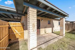 1408 N Hualpai Rd, Tucson, AZ 85745 - Photo 31