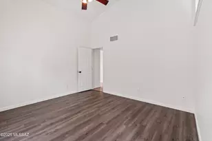 7848 N Roundstone Dr, Tucson, AZ 85741 - Photo 15