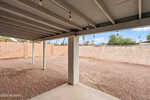 7848 N Roundstone Dr, Tucson, AZ 85741 - Photo 25